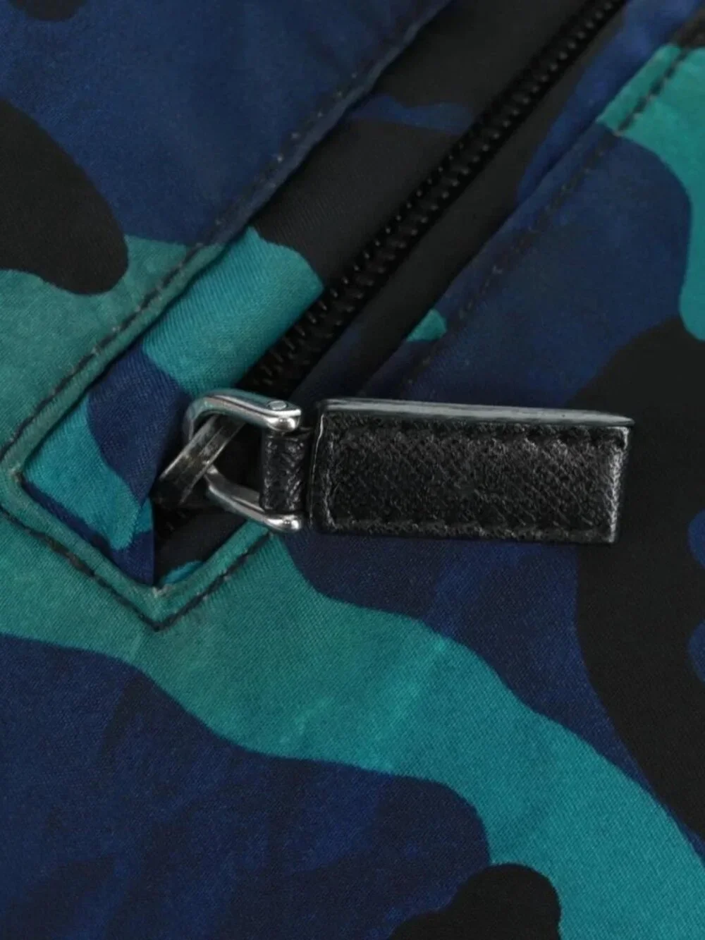 Prada item description	